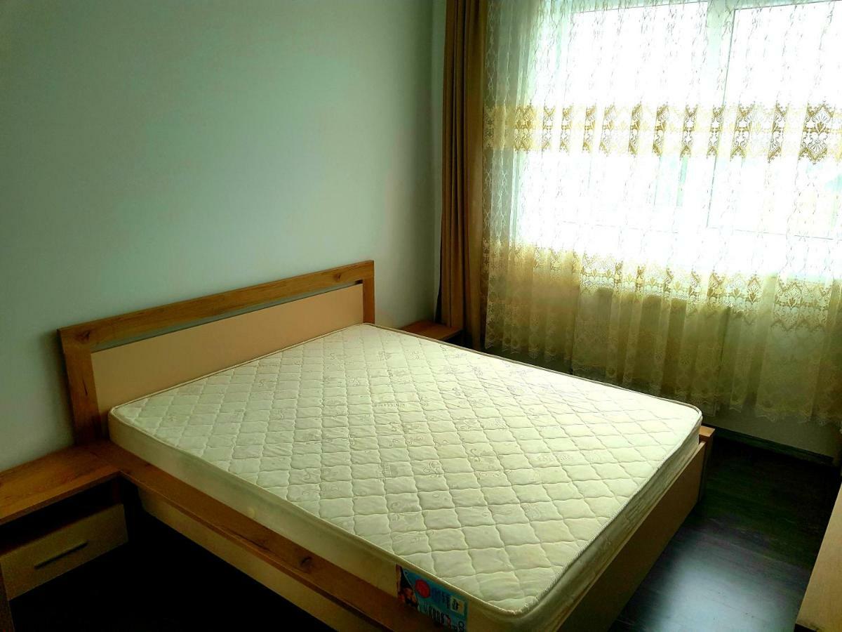 Happyhome Central Deluxe Apartments Oradea Eksteriør bilde